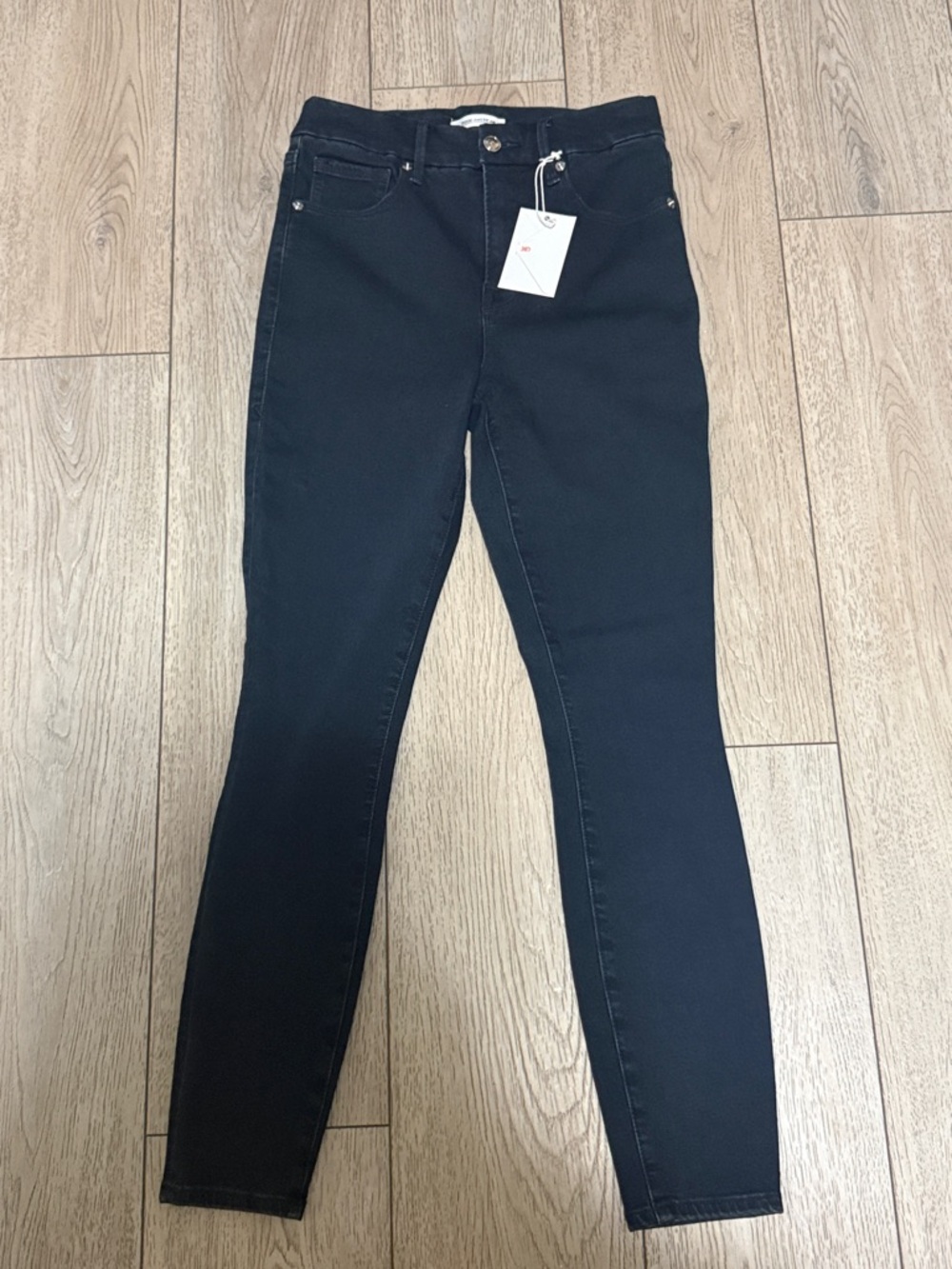 NWT Good legs crop Good American jeans